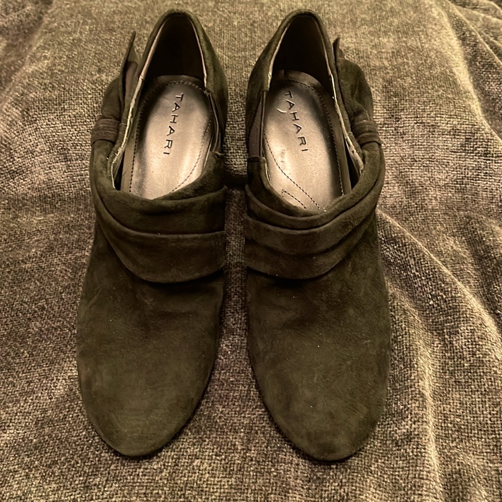 Tahari suede dark gray heeled booties.